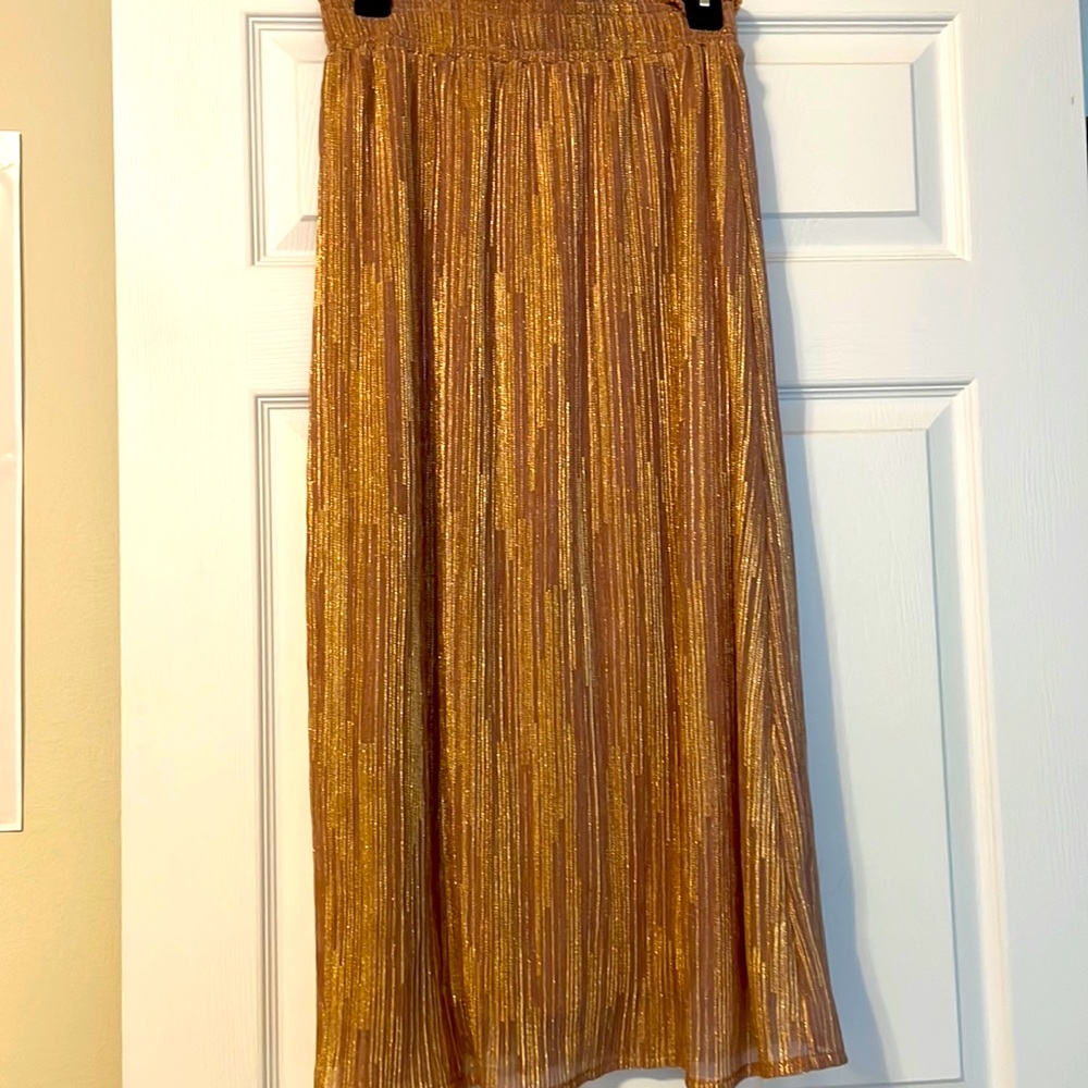 Gold skirt